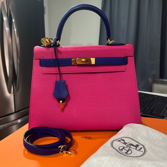 🏆💐HOST PICK💐🏆🩷💙Hermès Kelly 28 Epsom Leather Bag With Gold Hardware🩷💙 - Picture 1 of 17